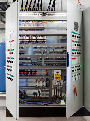 Système de contrôle - placard - istock